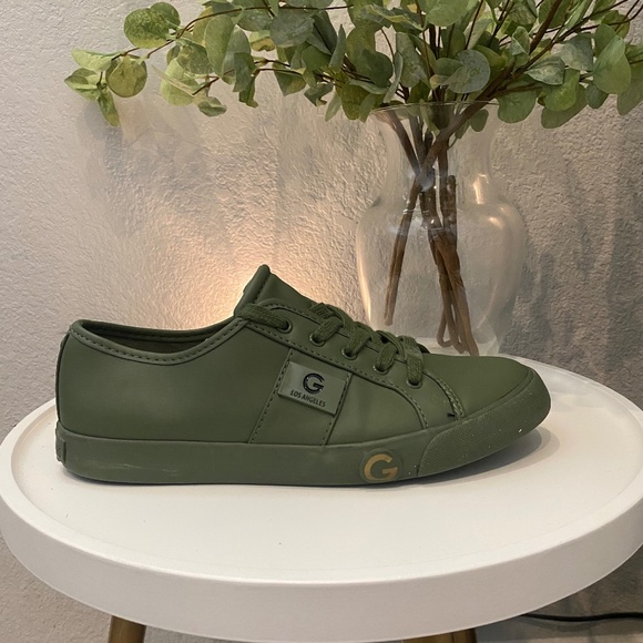 Guess Shoes - GBG Guess Sneaker Olive Green Modern Tennis Shoe 8 Women Very Good